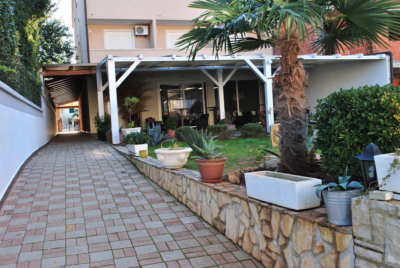 Promenade Bed & Breakfast Medulin Exterior photo